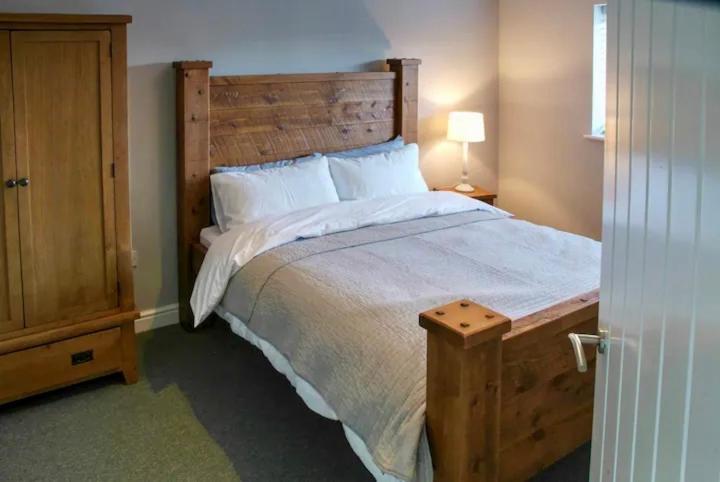 Queensgate Holiday Apartment , Beverley With Parking Екстериор снимка