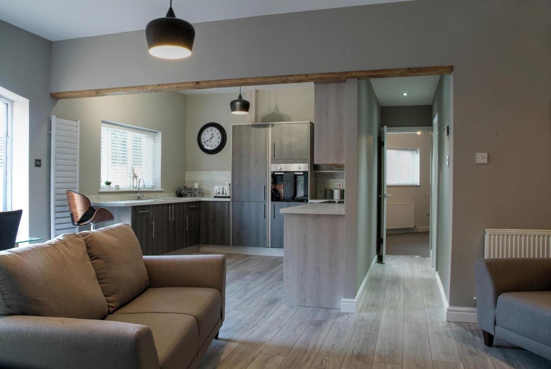 Queensgate Holiday Apartment , Beverley With Parking Екстериор снимка
